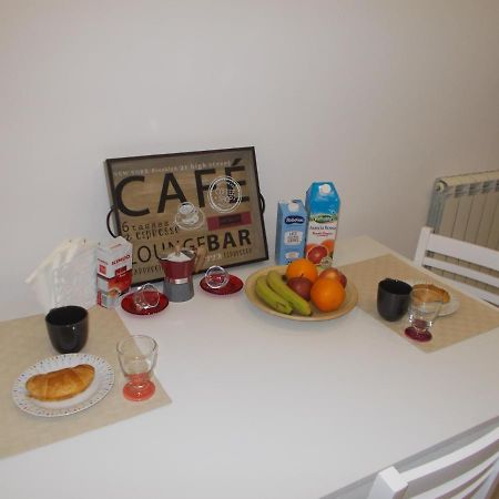 Apartament Ad Un Passo Dal Duomo "2" Neapol Zewnętrze zdjęcie