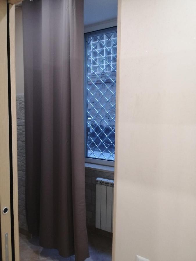 Apartament Ad Un Passo Dal Duomo "2" Neapol Zewnętrze zdjęcie