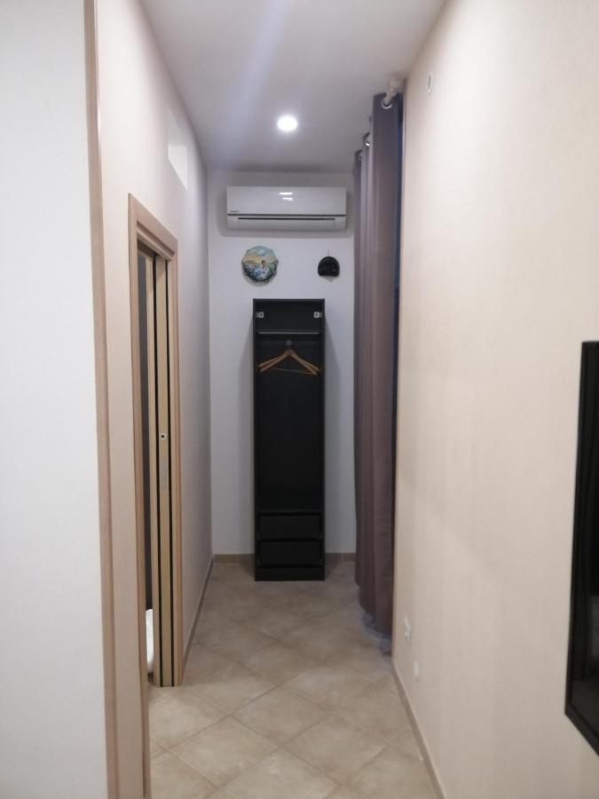 Apartament Ad Un Passo Dal Duomo "2" Neapol Zewnętrze zdjęcie