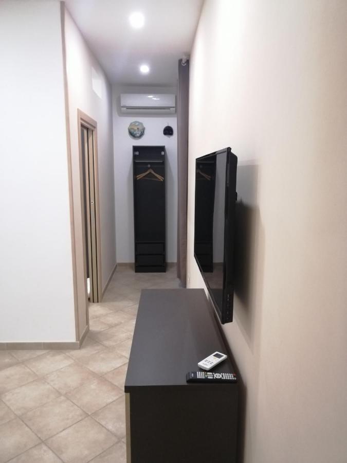 Apartament Ad Un Passo Dal Duomo "2" Neapol Zewnętrze zdjęcie