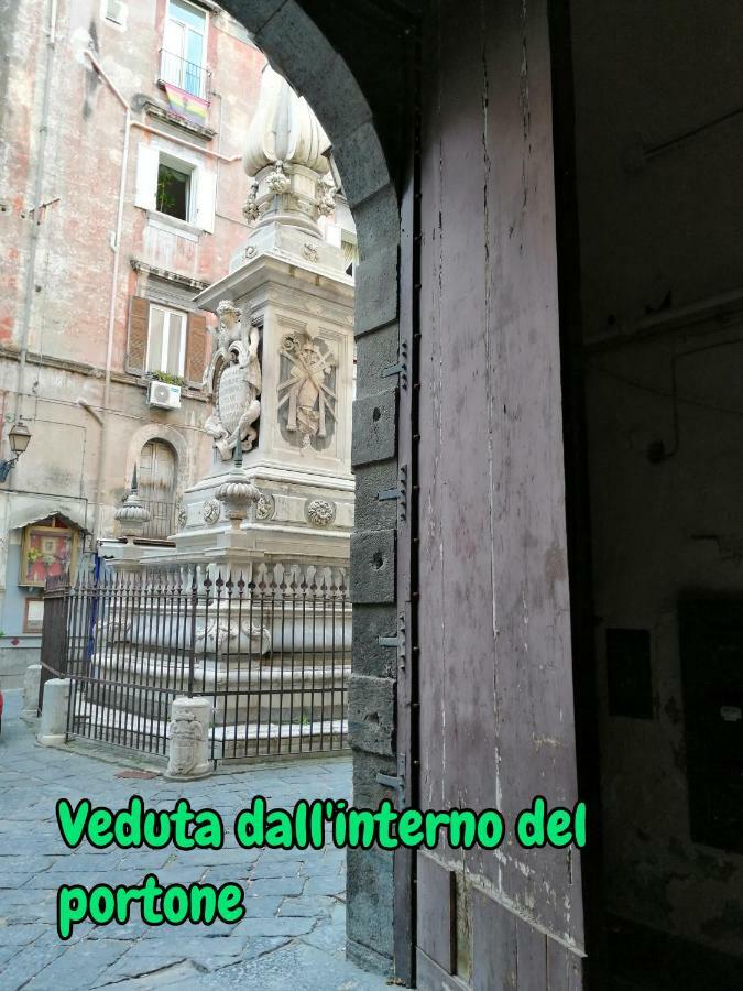 Apartament Ad Un Passo Dal Duomo "2" Neapol Zewnętrze zdjęcie