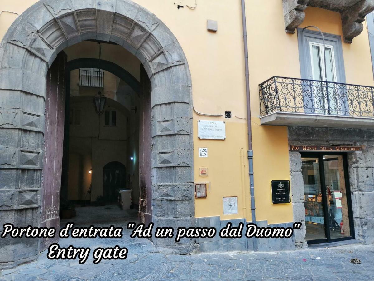 Apartament Ad Un Passo Dal Duomo "2" Neapol Zewnętrze zdjęcie