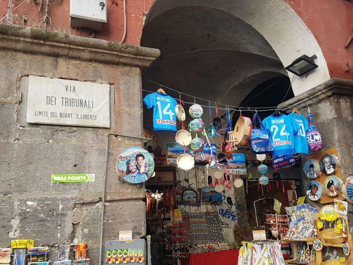 Apartament Ad Un Passo Dal Duomo "2" Neapol Zewnętrze zdjęcie