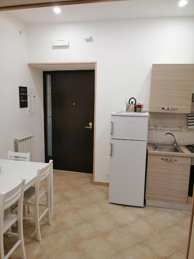 Apartament Ad Un Passo Dal Duomo "2" Neapol Zewnętrze zdjęcie