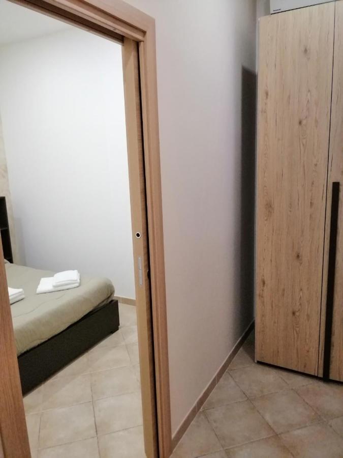 Apartament Ad Un Passo Dal Duomo "2" Neapol Zewnętrze zdjęcie